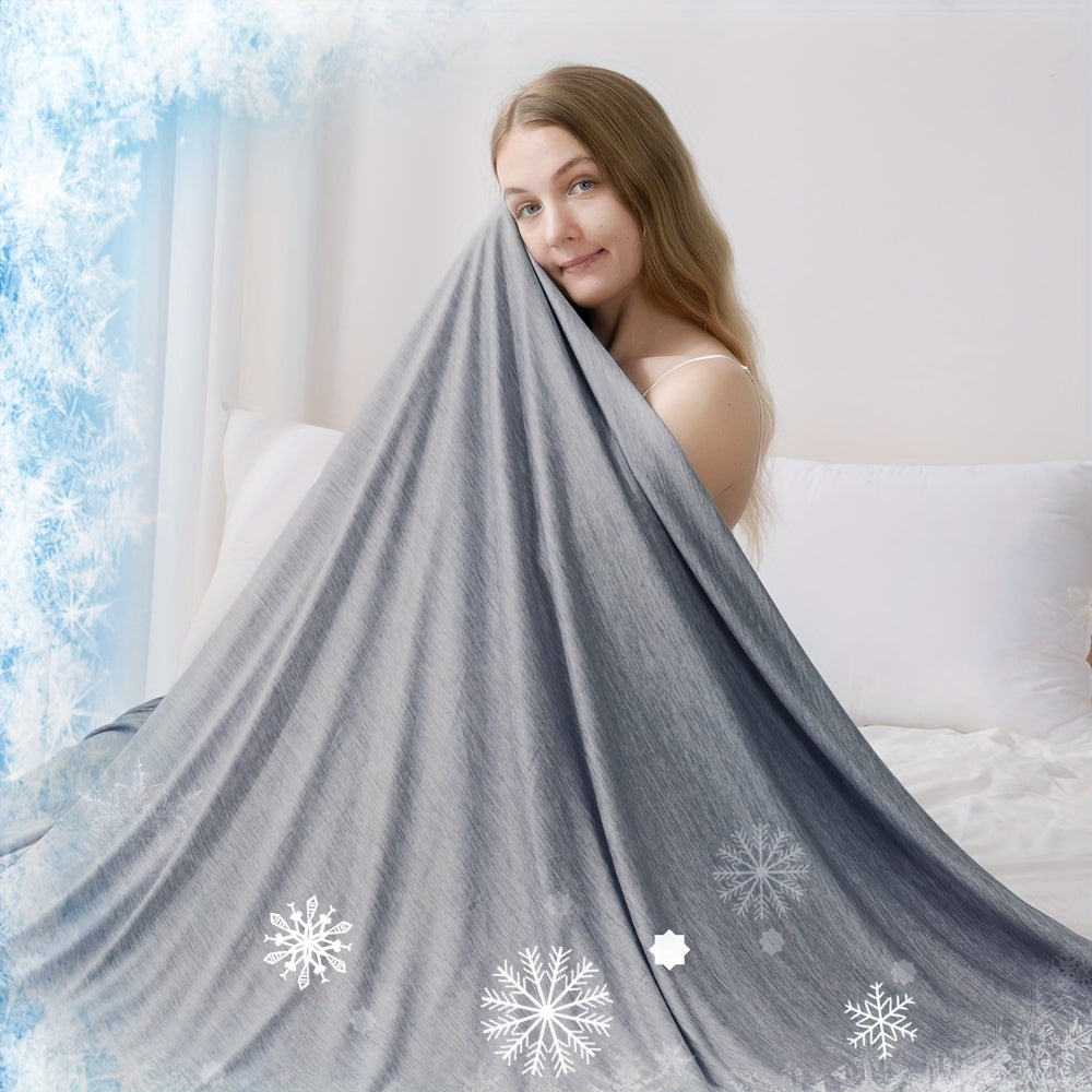 Cooling Blanket for Hot Sleepers, Lightweight Breathable Summer Blanket, Soft Cool-Touch Fabric, Machine Washable Bed & Sofa Blanket for Bedroom, Guest Room, Home Office, Travel And Everyday Indoor Use