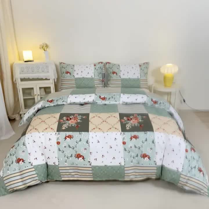 Floral Patchwork Duvet Cover Set, 3-Piece Lightweight Flower and Plaid Bedding with Zipper and 2 Pillowcases in Blue Green or Pink, No Comforter Insert