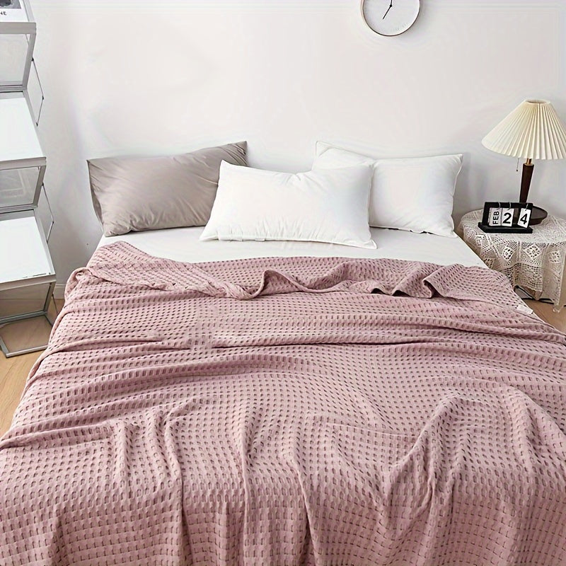 A Versatile Blanket Made of Pure Cotton with Multiple Layers, Featuring Waffle-Style Bed Sheets. Ideal for Use During Lunch Breaks, As an Air-Conditioning Blanket, in The Car, Or As a Summer Cooling Quilt. It'S Machine Washable