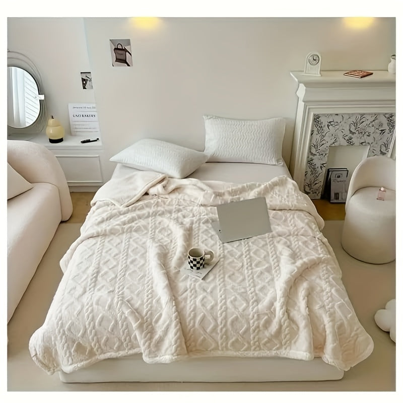 Double-Sided Taffeta Blanket Perfect for All Seasons, Soft Against The Skin And Gentle on The Skin, Ideal As A Sleep Blanket Or for Use with Air Conditioning. Machine Washable, It Makes The Perfect Gift for Holidays Or Home Decor. Colors Are Random