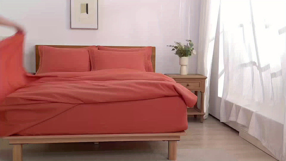 6pcs Summer Cooling Bed Sheet Set, 18 Inch Deep Pocket Ultra Soft Breathable Polyester Solid Color Bedding Three Embroidery 100 GSM Anti Fading Wear Resistant Wrinkle Free Easy Care Bedroom Home Decor