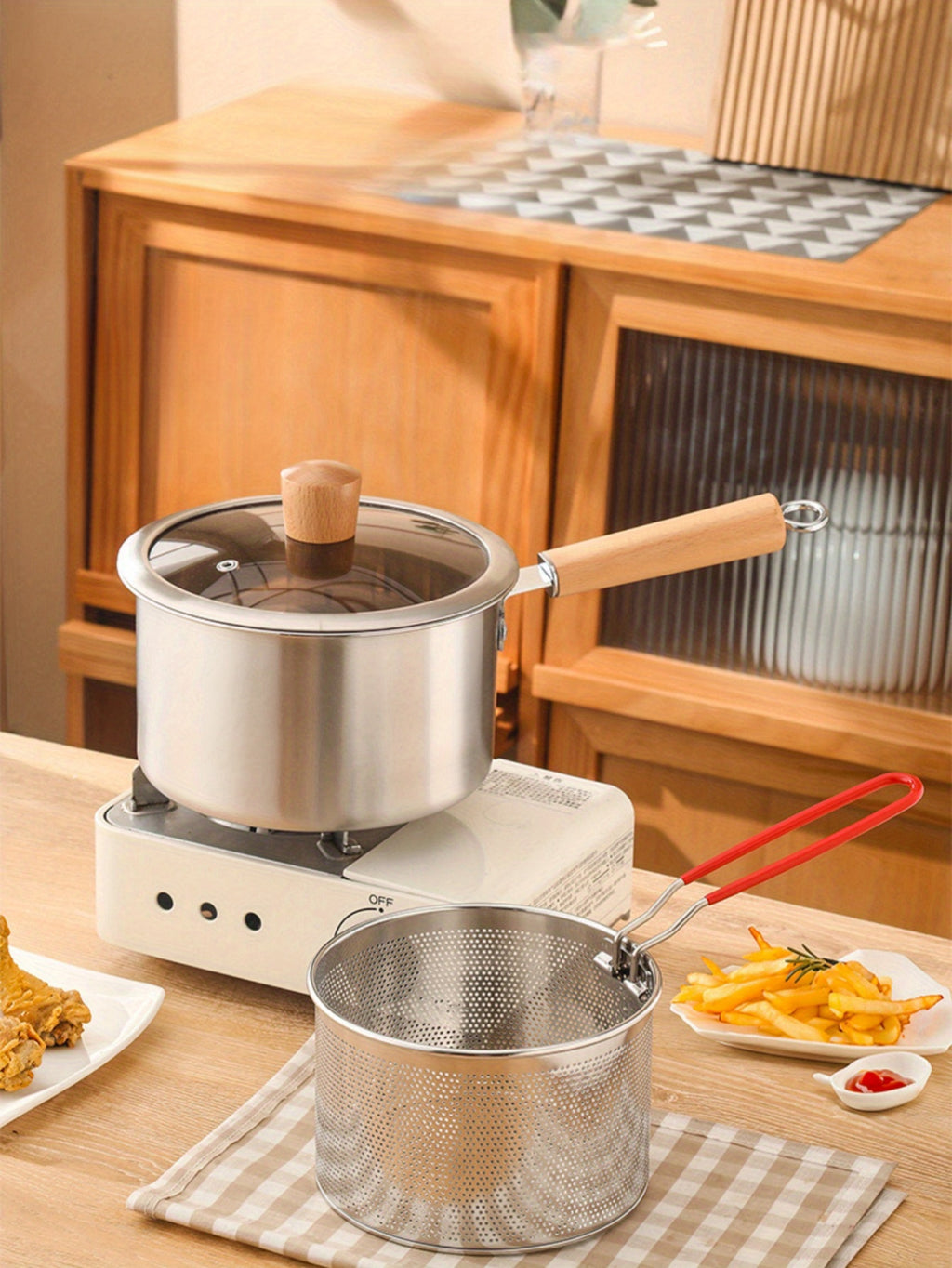 A Versatile Cookware Collection Made of Stainless Steel, Featuring a Frying Basket And a Glass Lid - Includes a Non-Stick Frying Pan, Deep Fryer, Pasta Pot, Milk Saucepan, And Food Steamer, Compatible with Both Induction And Gas Stoves