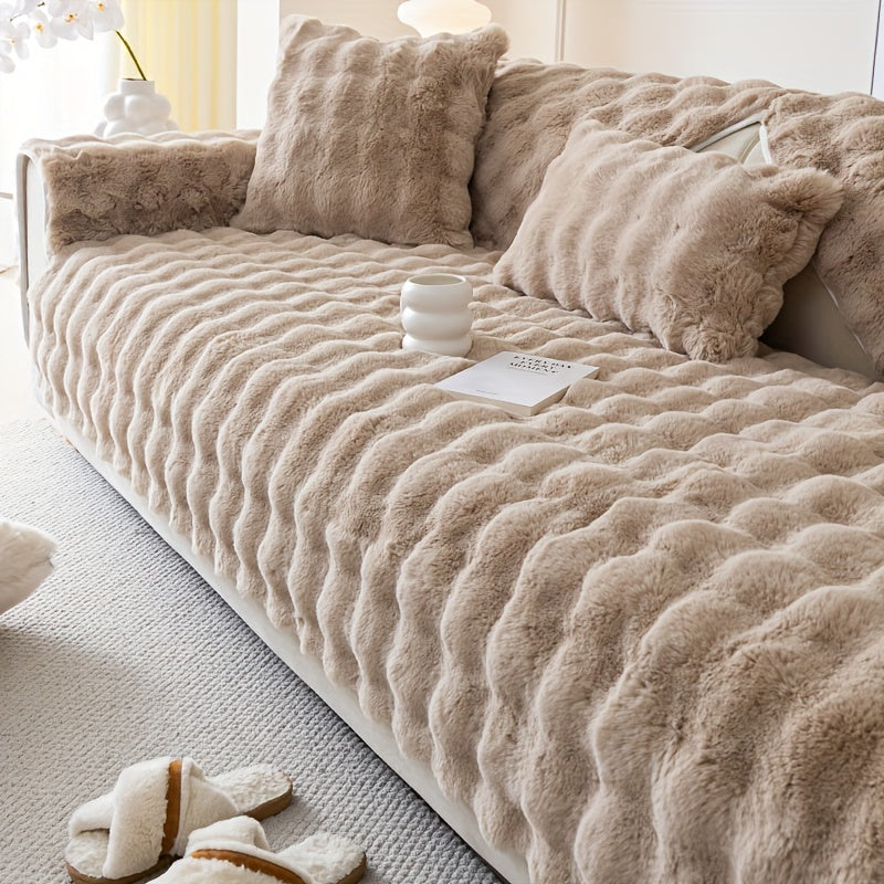 1pc Faux Rabbit Plush Sofa Cover, Winter Warm Thickened Plush Soft Sofa Cover, Pet Favorite, Dog Friendly Sofa Cover, Cushion Protection Cover, Anti Slip Sofa Furniture Protection Cover, Bedroom, Office, And Living Room Decoration Local Warehouse