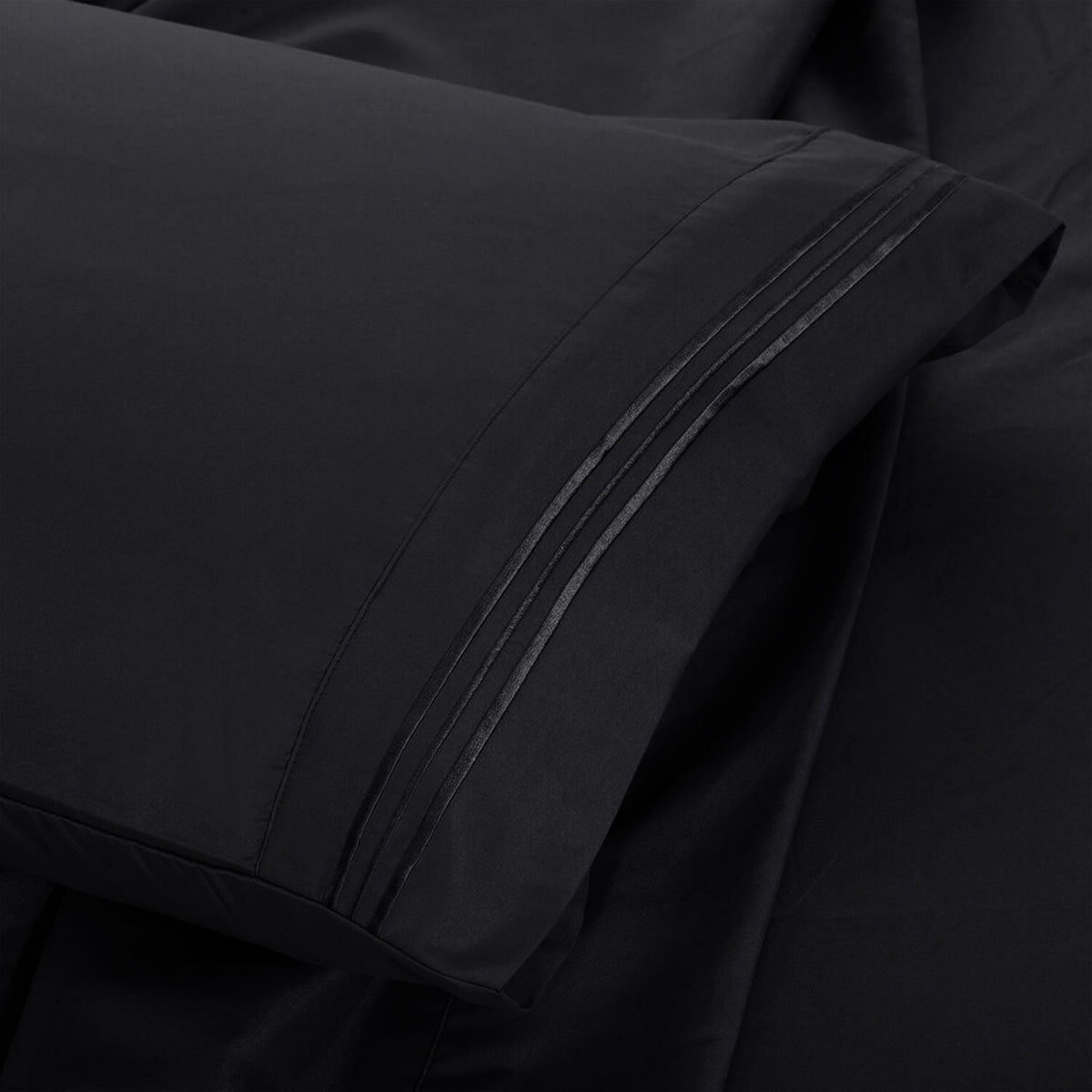 Lux Decor 4 Pieces Solid Bedsheets - 1800 Series Stylish Comfy Bedding Sheet Set - Hotel Luxury Skin Friendly Cooling Sheets & Embroidered Pillowcases Without Filler - Classic Collection With 16 Inches Deep Pocket Room decor - Shrinkage & Fade Resistant