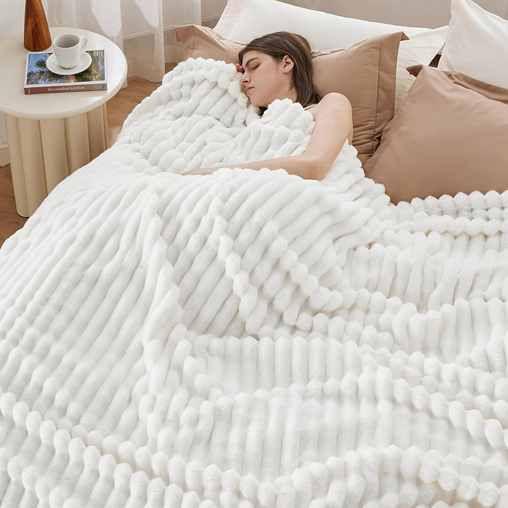 Luxurious Double-Sided Faux Rabbit Fur Throw Blanket - Cozy Striped Flannel, Soft And Warm for Naps, Office, Camping, Sofa - Versatile Polyester Bed Cover, Perfect Christmas Gift