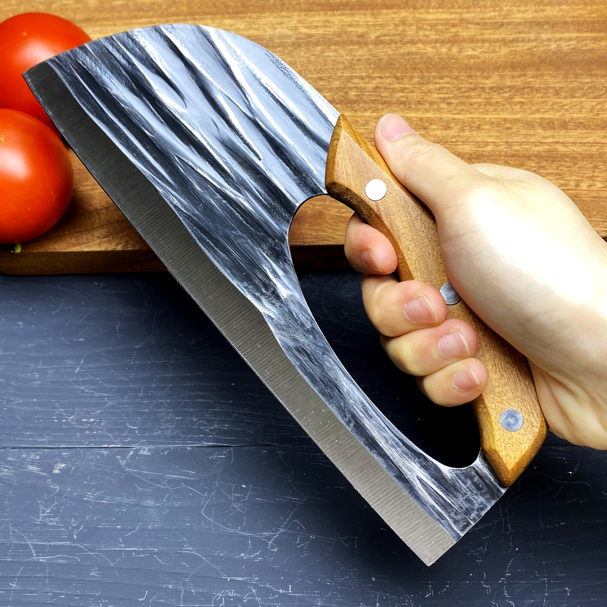 An Innovative Ergonomic Kitchen Knife Designed for Easy Cutting, Perfect for Cutting Meat, Vegetables, And Fruits, Providing an Excellent User Experience. This Is Definitely a Perfect Surprise Gift.