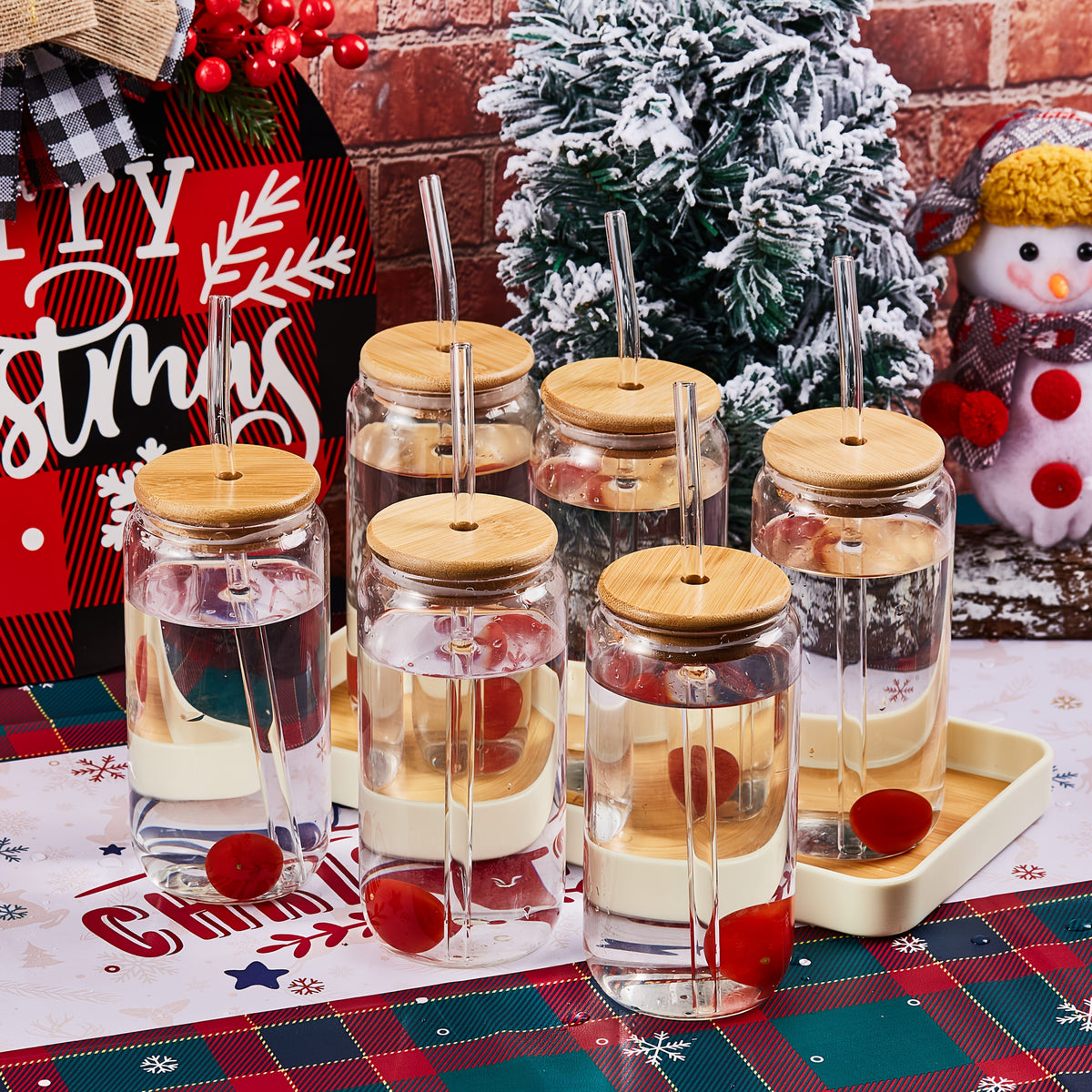 4/6pcs, 18.6oz/550ml, Including Lid, Straw, Straw Brush Glass Cup Set. The Elegant Shape Of The Drinking Cup Is An Ideal Gift, And The Can Shaped Glass Cup Is Suitable for Any Beverage And Occasion