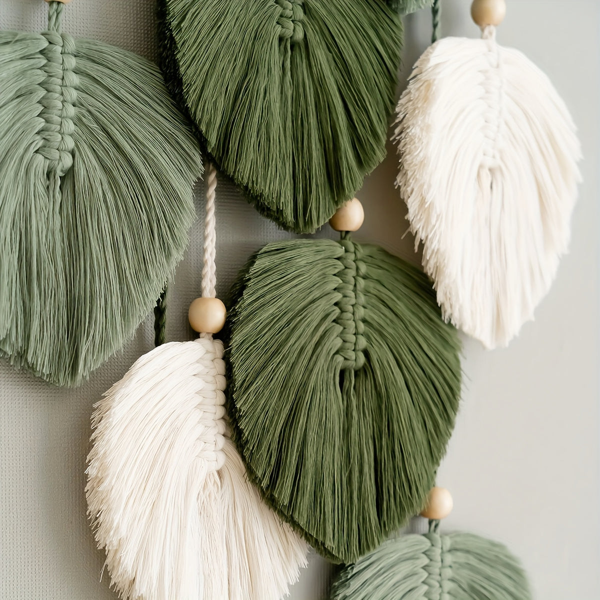 1pc Bohemian Wall Hanging Tapestry - Handmade Green Leaf Design, Natural Themed Acrylic Wall Art for Living Room, Bedroom, Office - Indoor Decorative Tapestry, No Power Needed, Transverse Orientation, Bedroom Wall Decor | Bohemian Style | Acrylic Art, Wal