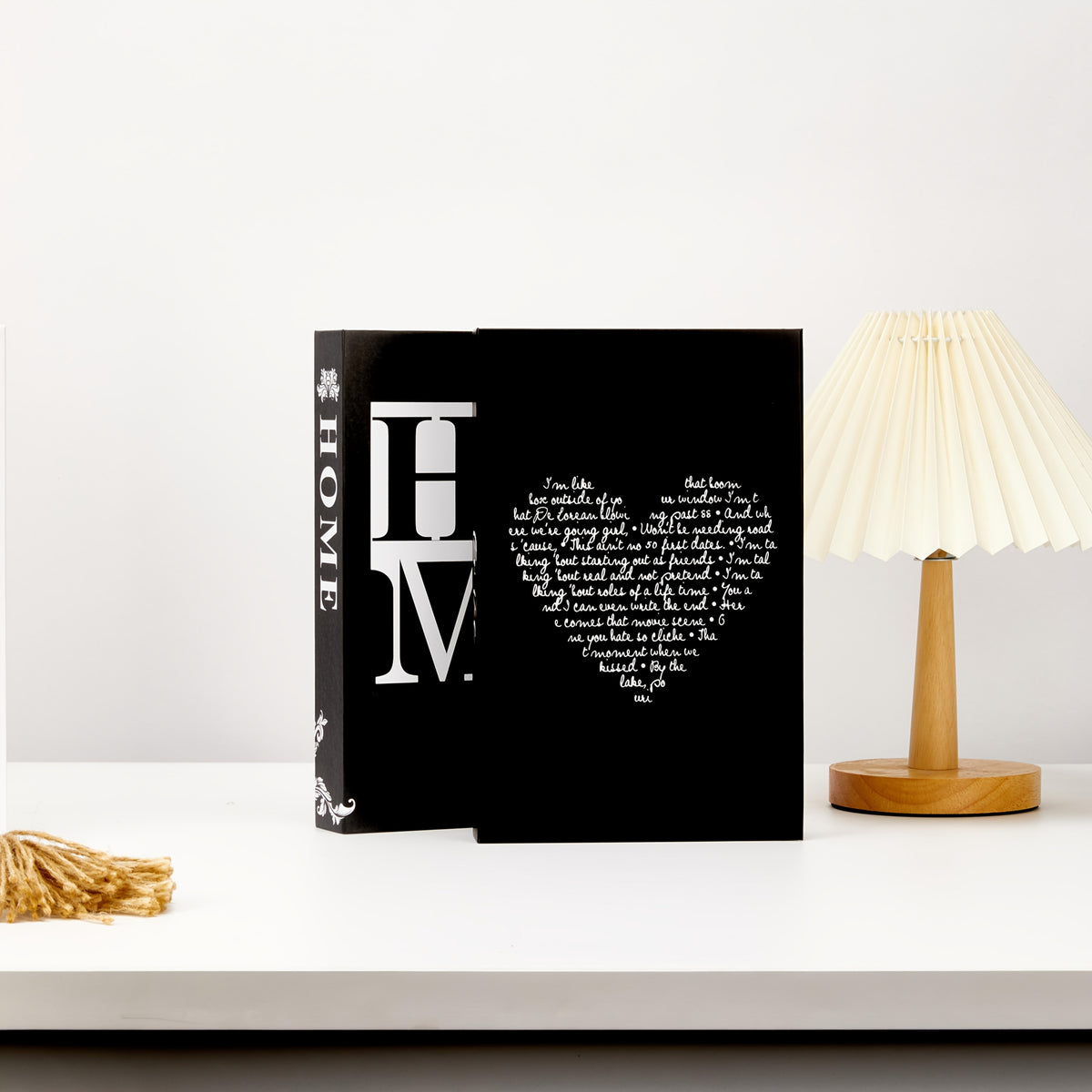 3pcs Elegant Black And Decorative Book Set with "HOME FAMILY LOVE" Design - Modern Minimalist Fake Books for Stylish Wall Decor, Home Soft Decoration, And Modern Interior Design, Wall Decor Books|Minimalist Book Set|Classic Style Books, Book Decor