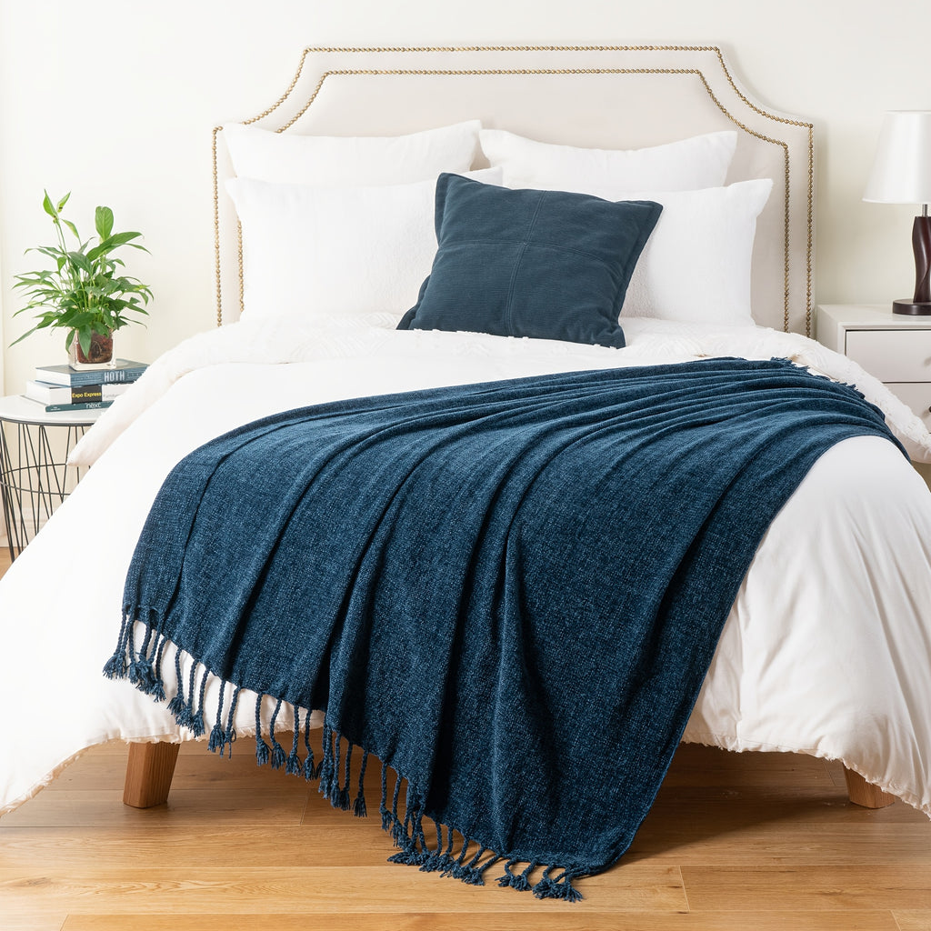 Decorative Fringe Velvety Throw Blanket for Sofa Home Decor, Chenille Throw Blanket for Couch, 50"x60"