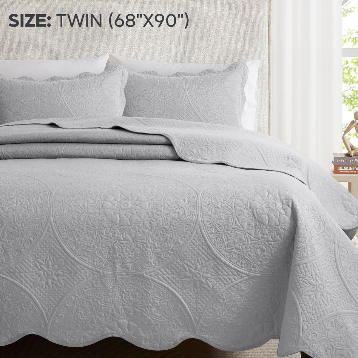 3pcs Luxury Quilted Bedspread Set – Oversize Quilt Coverlet Soft & Cozy Floral Bedspread with Pillow Shams, Breathable Lightweight for Bedroom & Guest Room Decor