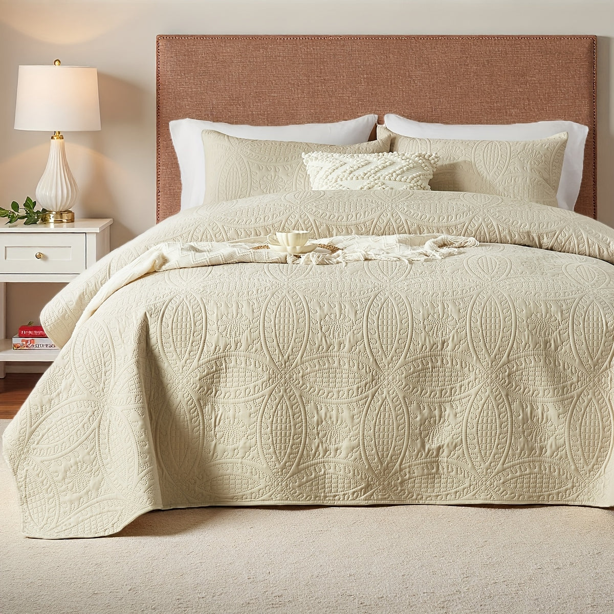 2/3pcs Quilt Set Bedspreads Queen Size - Soft & Refreshing Quilt Lightweight Microfiber Bedspread(1 Quilt, 1 Or 2 Pillow Cases) - Modern Style Coin Pattern Coverlet For All Seasons - Family Gift Set, Multiple Colors Plus Random Color Available