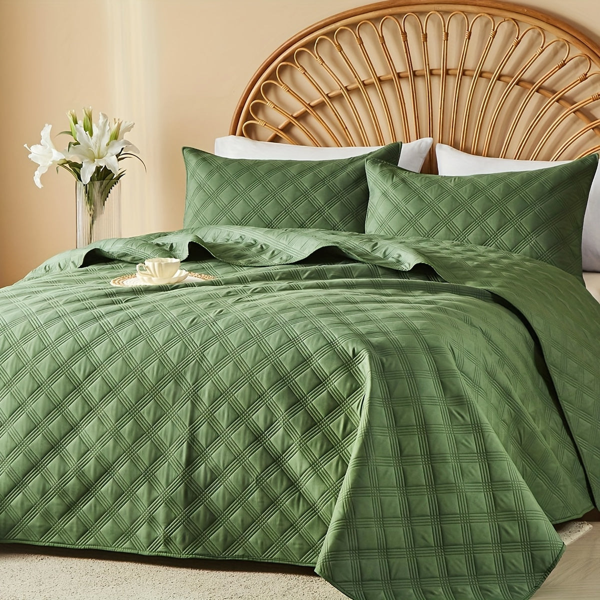 2/3pcs Cooling & Refreshing Summer Quilt Set - Multiple Colors Plus Random Color Available - Lightweight Breathable Microfiber Bedspread - Modern Coin Pattern Coverlet All Season - Holiday Gifts For Family Friends (1 Quilt, 1/2 Pillow Shams)
