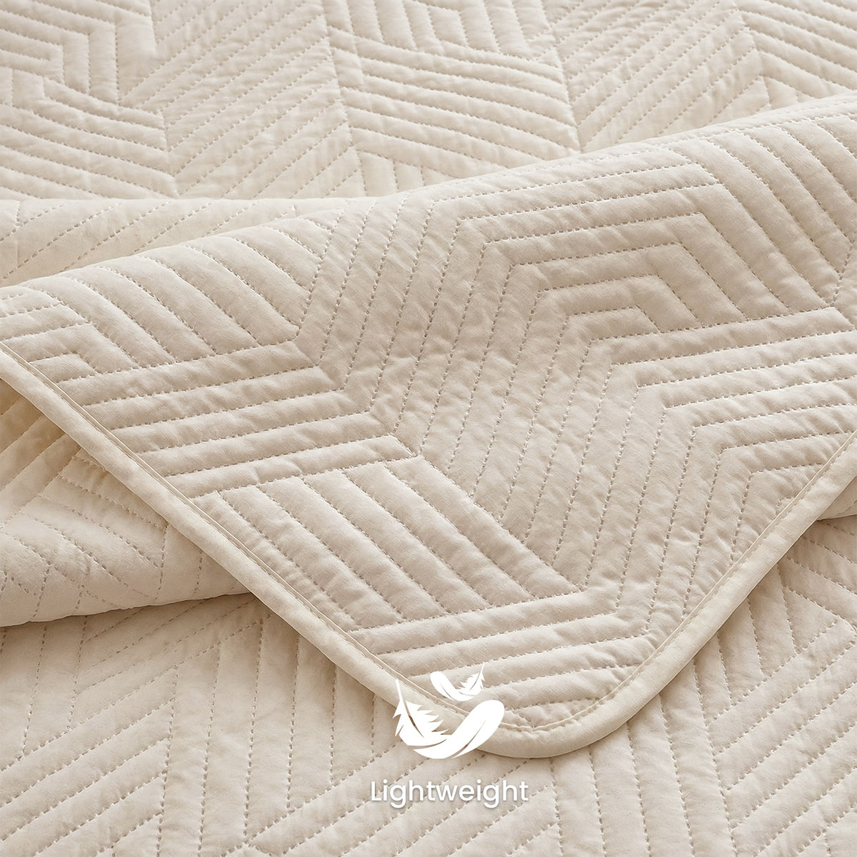 Lightweight Quilted Comforter -1pc Soft And Breathable White Bedspread, Modern Style Coin Pattern Quilt, Air-conditioned Quilt, Holiday Gifts For Family And Friends, Five-Star Hotel Sleep Experience-Excludes PillowcasesAll Seasons