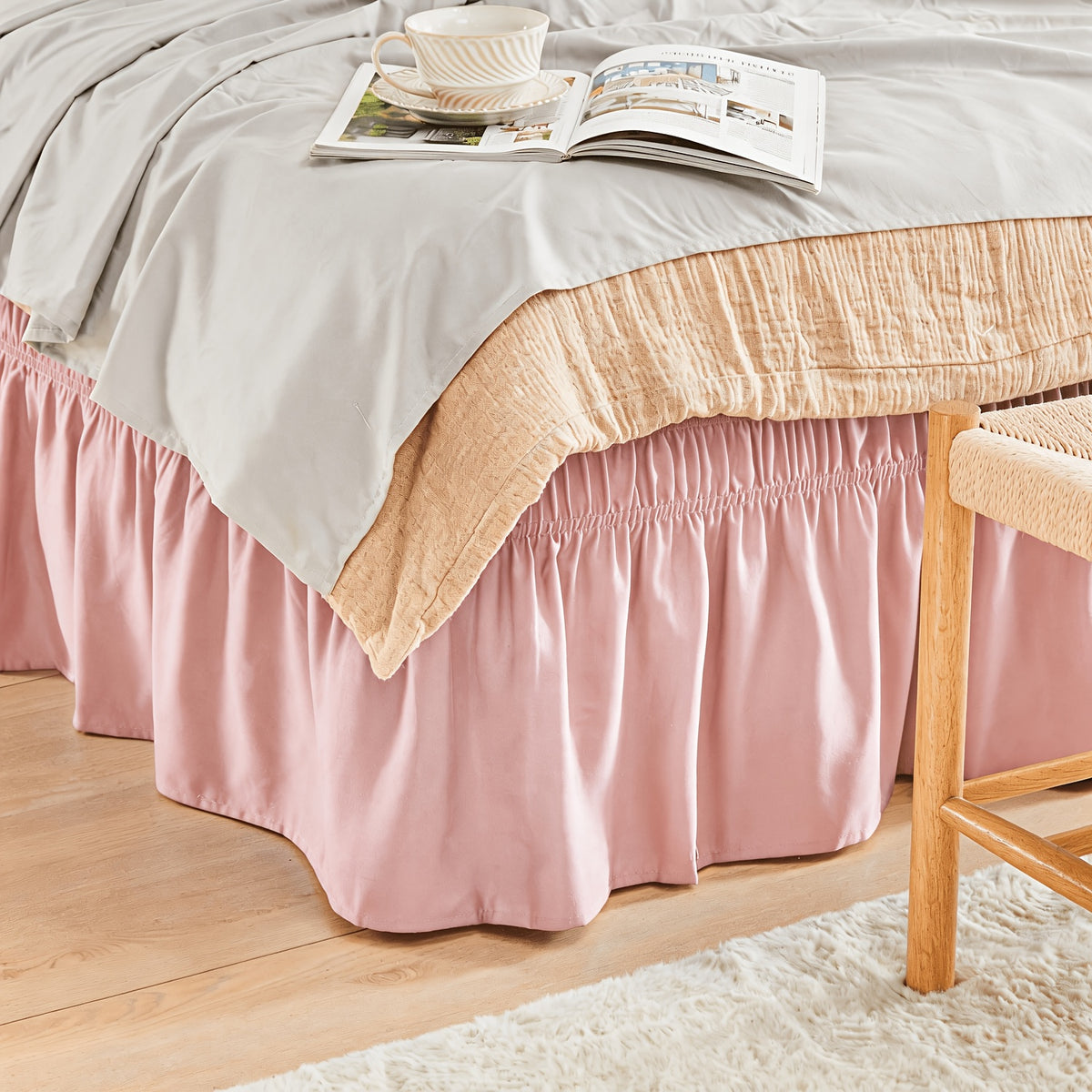 Leafy Bedding Queen Size Bed Skirt with Ruffle Trim - Adjustable Elastic Bed Ruffle, Microfiber Bedding Suitable for Twin/Full/Queen Beds, Machine Washable, Fade Resistant, Easy Fit Wrap Around Skirt, Traditional Style for or Rooms