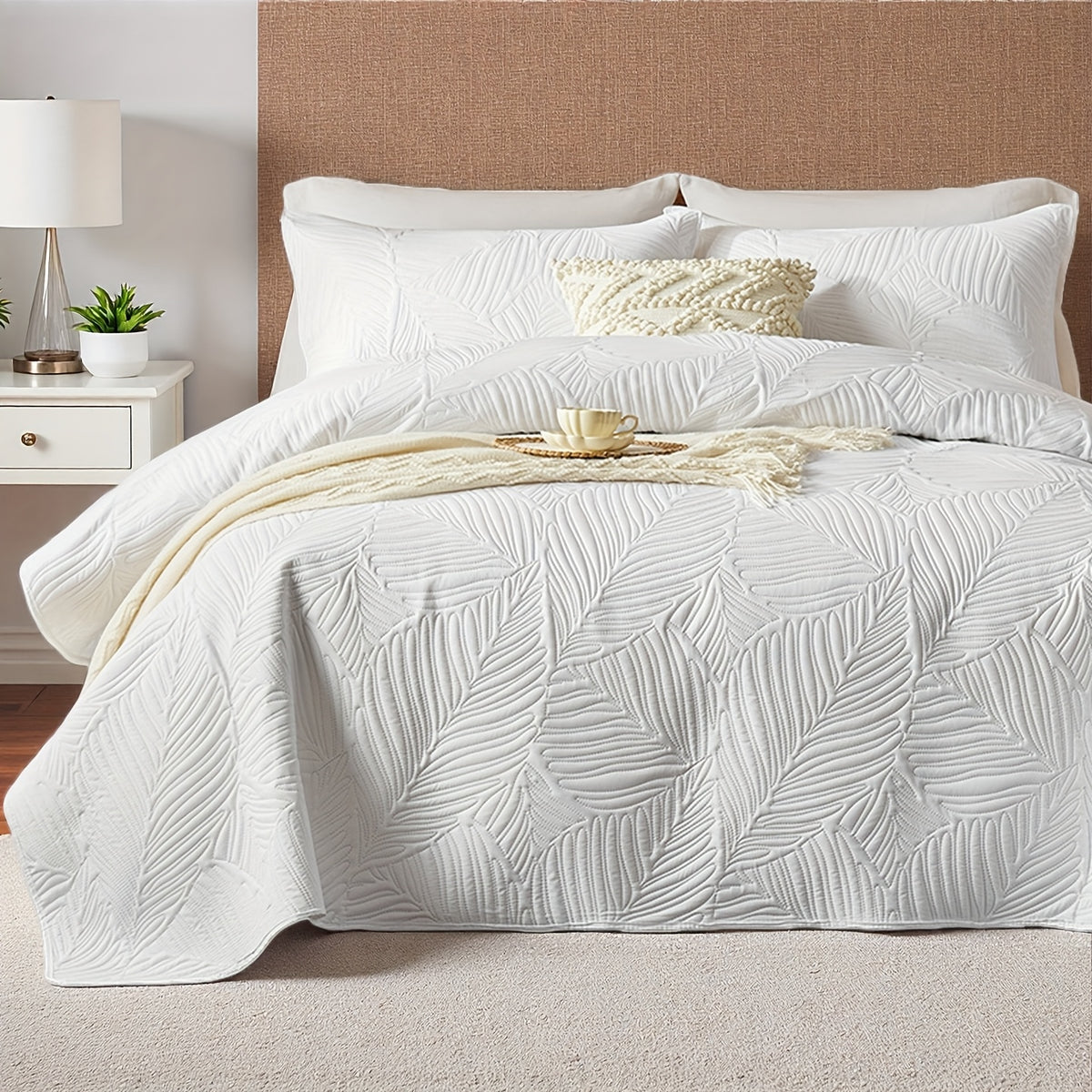 2/3pcs Quilt Set Bedspreads Queen Size - Soft & Refreshing Quilt Lightweight Microfiber Bedspread(1 Quilt, 1 Or 2 Pillow Cases) - Modern Style Coin Pattern Coverlet For All Seasons - Family Gift Set, Multiple Colors Plus Random Color Available