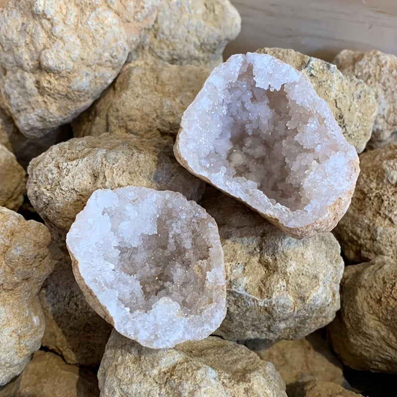 20-50pcs Natural Crystal Raw Stone, Moroccan Agate Crystals, Crystal Geode Raw Mineral Specimens, Quartz Rough Crystal Cluster Cave Collection Specimens, Home And Office Decoration