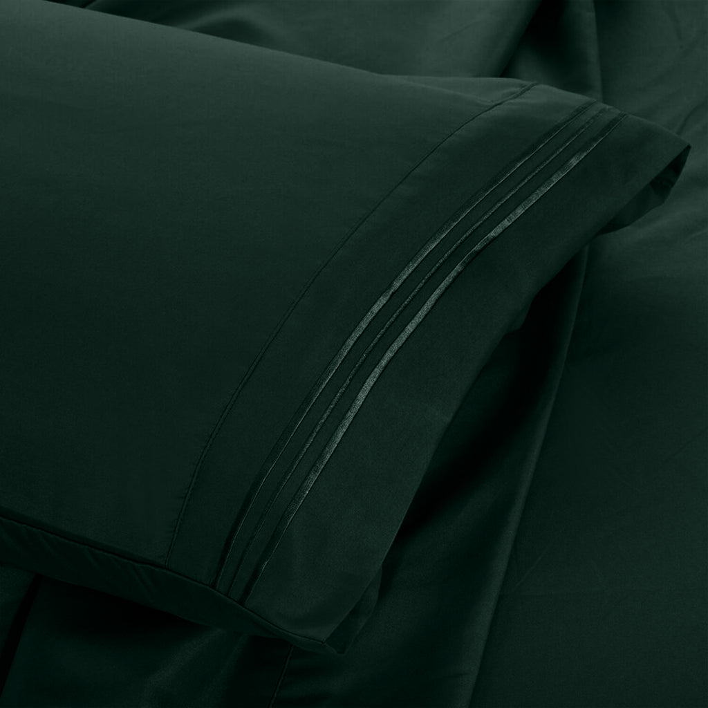 Lux Decor 4 Pieces Solid Bedsheets - 1800 Series Stylish Comfy Bedding Sheet Set - Hotel Luxury Skin Friendly Cooling Sheets & Embroidered Pillowcases Without Filler - Classic Collection With 16 Inches Deep Pocket Room decor - Shrinkage & Fade Resistant
