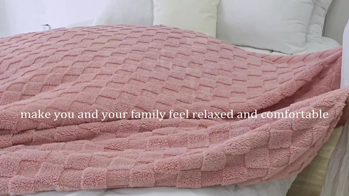 Checkered Fleece Throw Blanket, Soft Jacquard Microfiber Cover in Nine Colors and Three Sizes for Couch Lounging, Bedroom Layering and Cozy Holiday Gifts