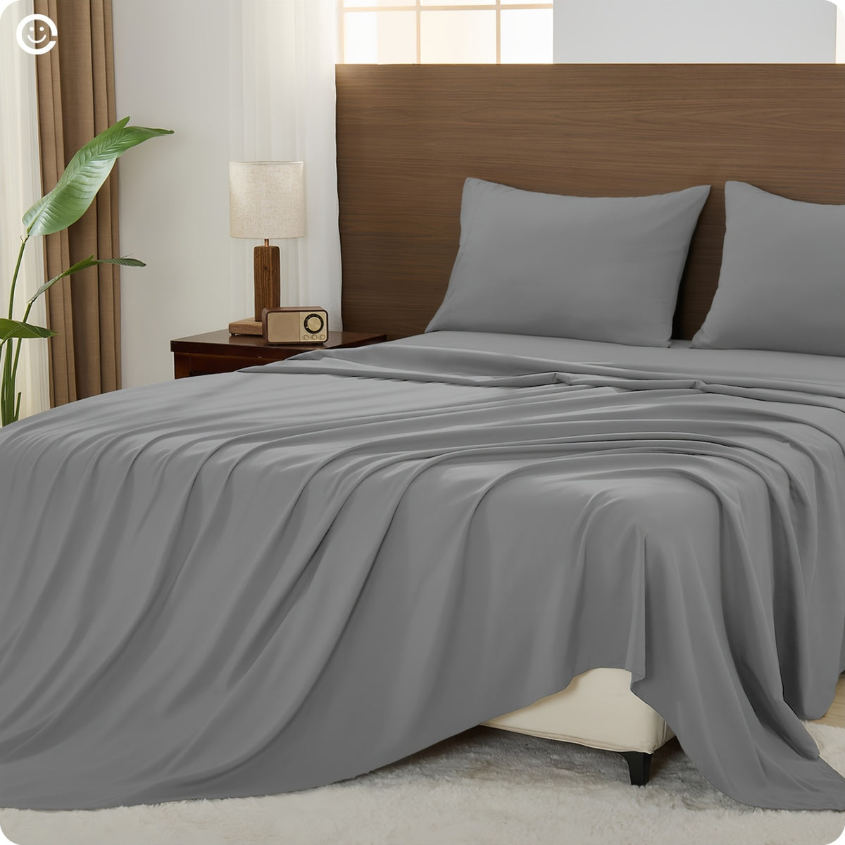 Machine Washable Cooling Sheet Set, 4-Piece Breathable Bedding with Extra Deep Pocket Fitted Sheet and Pillowcases in Twin Full Queen King California King