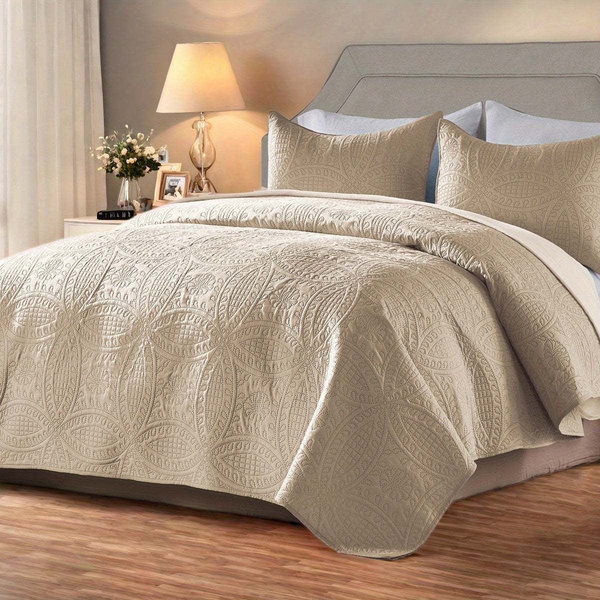 2/3pcs Cooling & Refreshing Summer Quilt Set - Multiple Colors Plus Random Color Available - Lightweight Breathable Microfiber Bedspread - Modern Coin Pattern Coverlet All Season - Holiday Gifts For Family Friends (1 Quilt, 1/2 Pillow Shams)