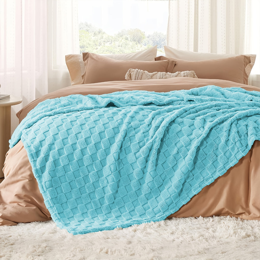 Checkered Fleece Throw Blanket, Soft Jacquard Microfiber Cover in Nine Colors and Three Sizes for Couch Lounging, Bedroom Layering and Cozy Holiday Gifts