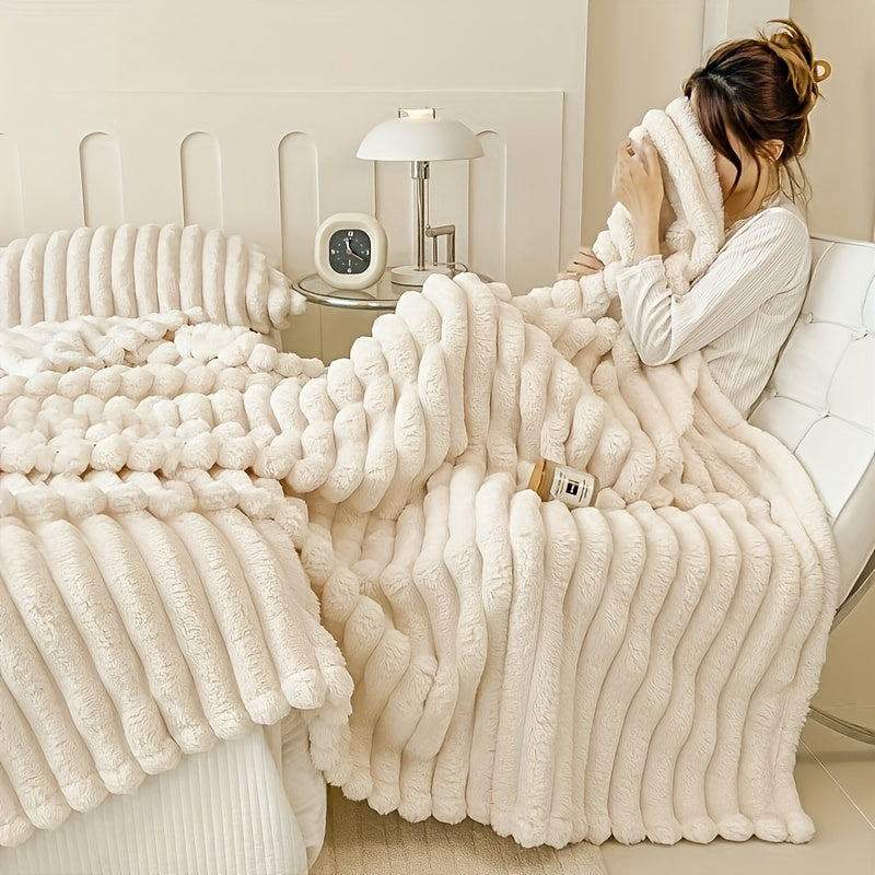 1pc Ultra-Soft 3-D Ribbed Faux Fur Flannel Blanket for Bed, Couch, Sofa, Nap Blanket Air Conditioning Blanket Office Outdoor Camping Blanket for All Seasons, Cozy Throw, High Quality Fleece, All Season Blanket, Gift Ideas for Friends&Family