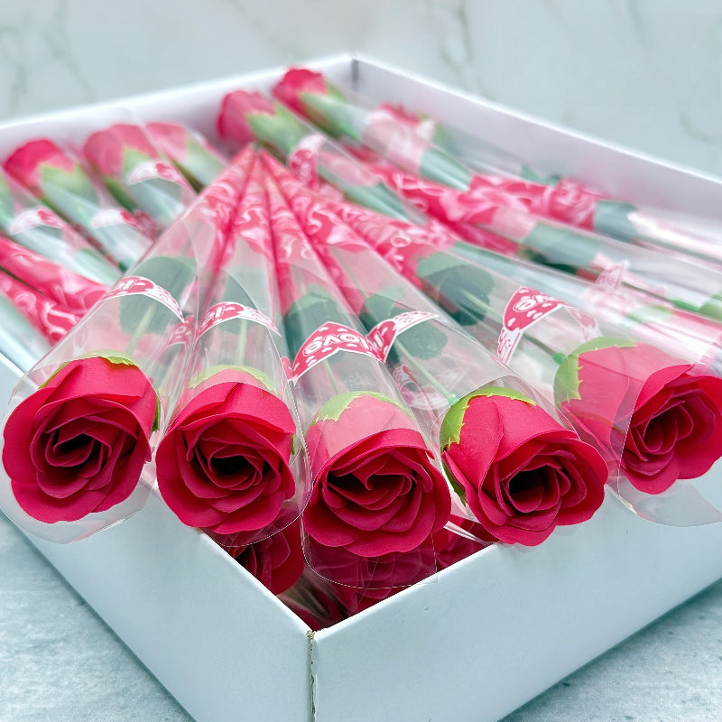 20pcs Random Color Scented Artificial Rose Bouquet - Perfect Gift for Valentine's Day, Mother's Day, and Weddings - Colorful Plastic Roses in Red, Wine Red, Pink, Blue, and Purple, Elegantly Packaged, Suitable for Home Decor and Romantic Floral