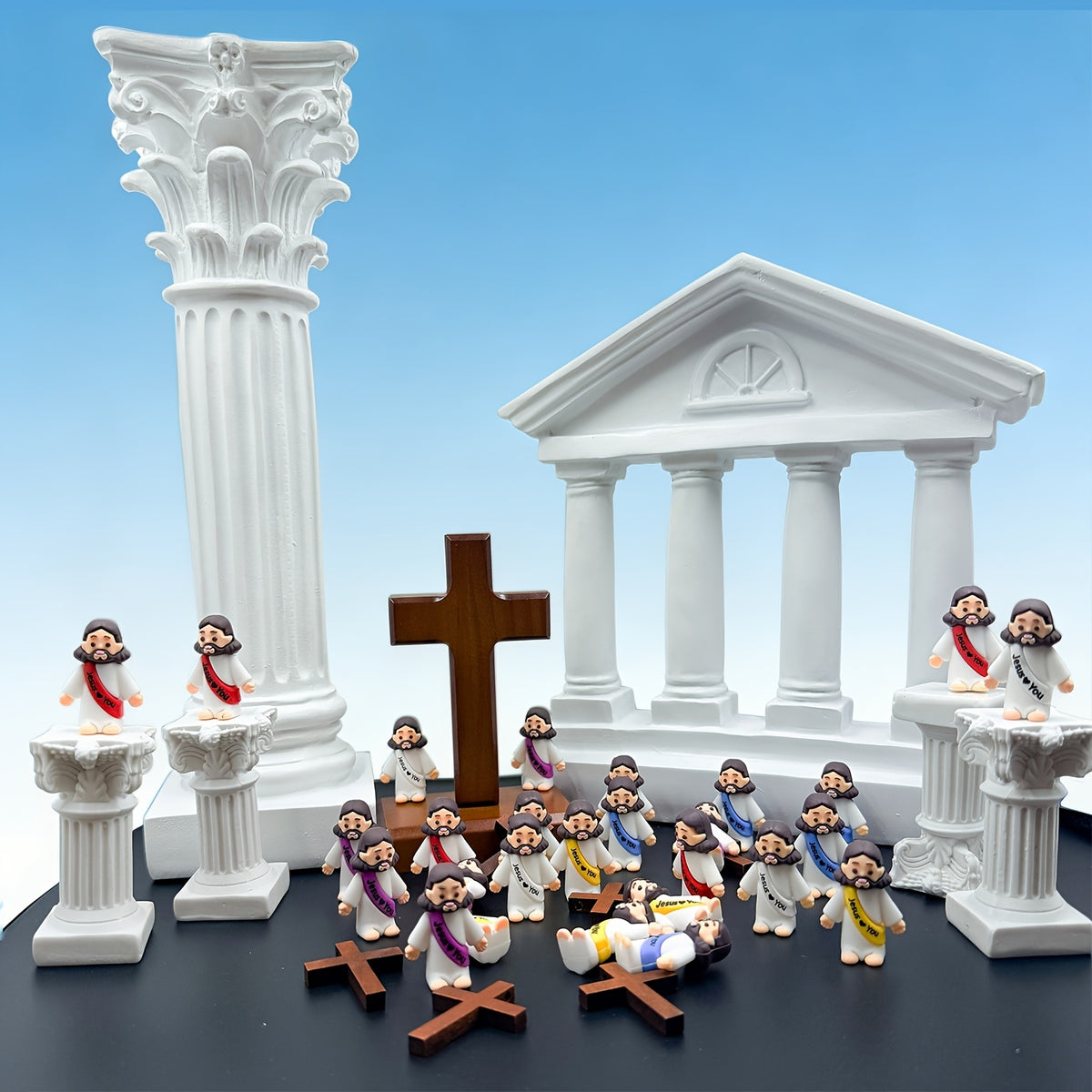 Halloween 100/200 Mini Jesus Figurines | Creative "Jesus Loves You" Party Favors and Table Centerpieces | Suitable for Easter, Christmas, Thanksgiving, New Year, and Church Event Religious Gifts, Random Color