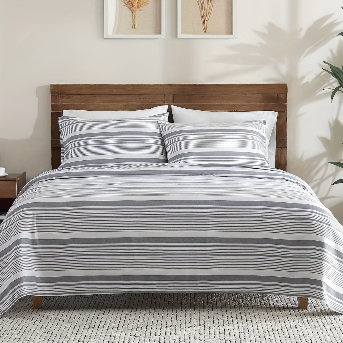 Ultra Soft Machine Washable Luxury Bed Sheet Set - ClevaHome 3/4/6pcs Cooling Queen Sheet Set Deep Pocket - Shrinkage & Fade Resistant Embroidered For Daily Use, Dorms, Guest Rooms, Graduation [Black Friday Cyber Monday Christmas Gift]