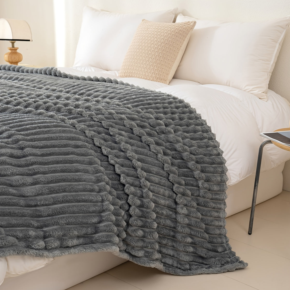 Luxurious Double-Sided Faux Rabbit Fur Throw Blanket - Cozy Striped Flannel, Soft And Warm for Naps, Office, Camping, Sofa - Versatile Polyester Bed Cover, Perfect Christmas Gift