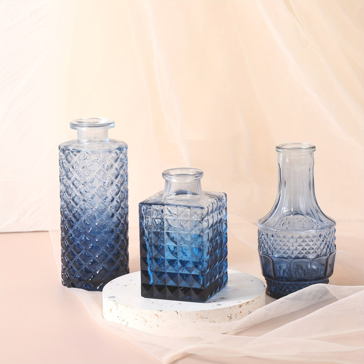 TOMNK 18/36pcs Bud Vases, Blue, Party Centerpieces, Wedding Centerpieces, Mini Gradient Bud Vases, Small Vases, Suitable for Birthday Parties, Anniversaries, Weddings, Home Dining Table Decor, Multiple Sizes, Mother's Day