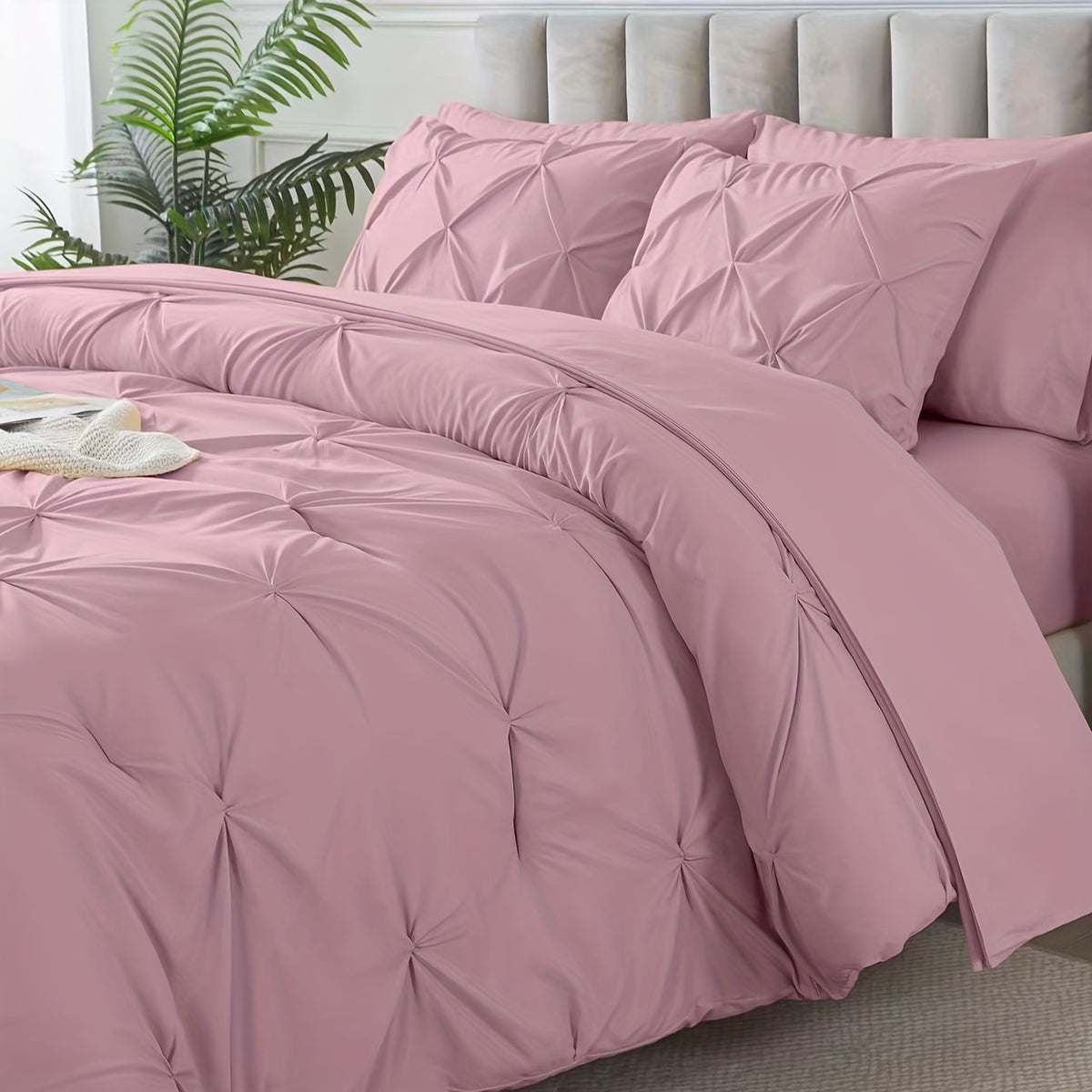 Cosybay 7 Piece Pinch Pleated Comforter Set Queen King Size, Luxury Soft Fluffy Bedding Includes 1 Comforter, 1 Extra Deep Pocket Fitted Sheet, 1 Flat Sheet, 4 Pillowcases & Pillow Covers, Perfect for Halloween Party, Holiday Celebrations & Birthday