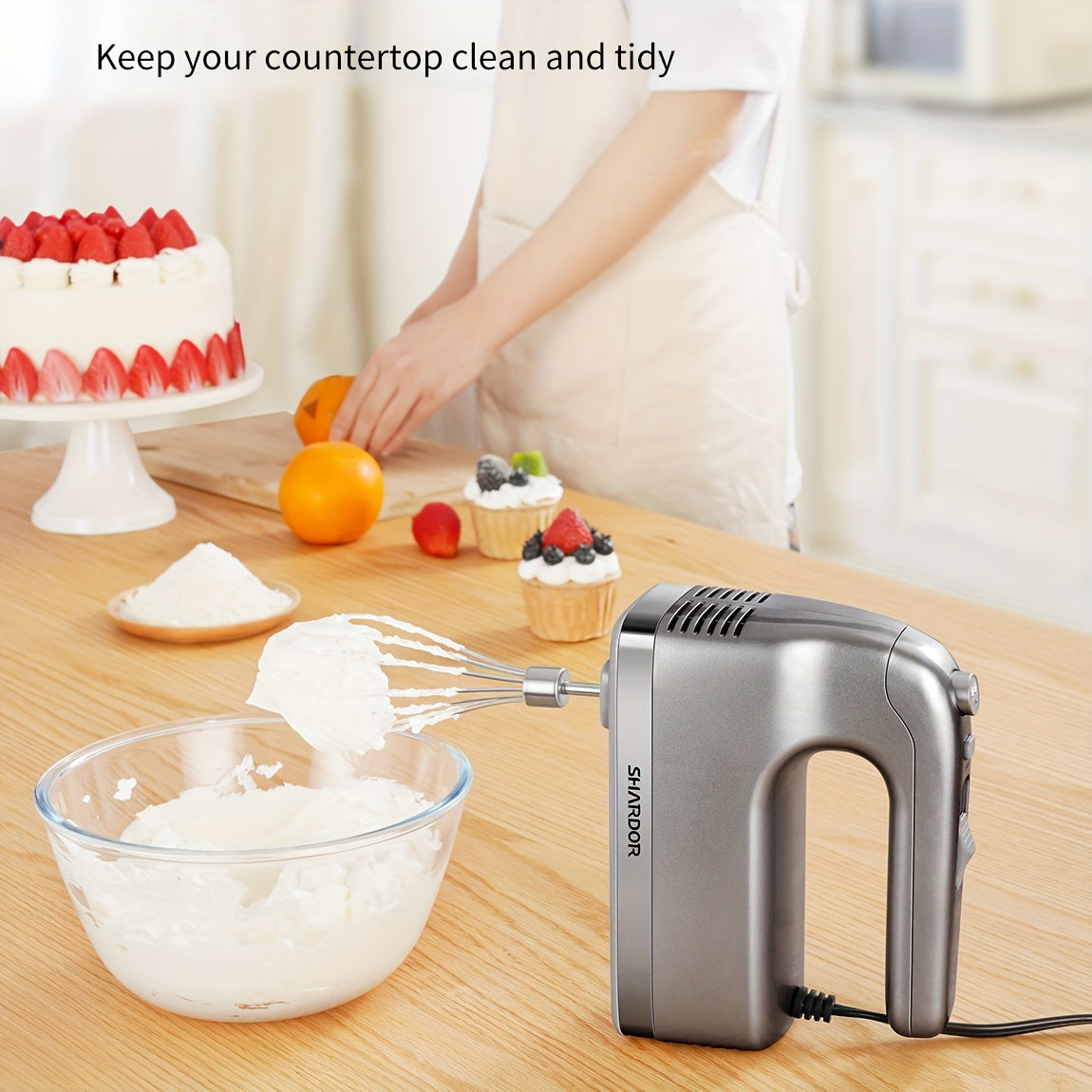 Hand Mixer, Handheld Mixer with Storage Case 5-Speed Plus Turbo Hand Mixer Electric with 5 Stainless Steel Attachments(2 Beaters, 2 Dough Hooks And 1 Whisk), Silver