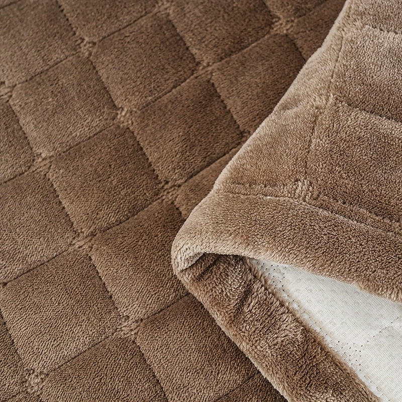 Flannel Sofa Cushion Cover, Single Piece Soft Quilted Non-Slip Machine Washable Couch Seat Protector for 2 3 or 4 Seater Living Room Decor