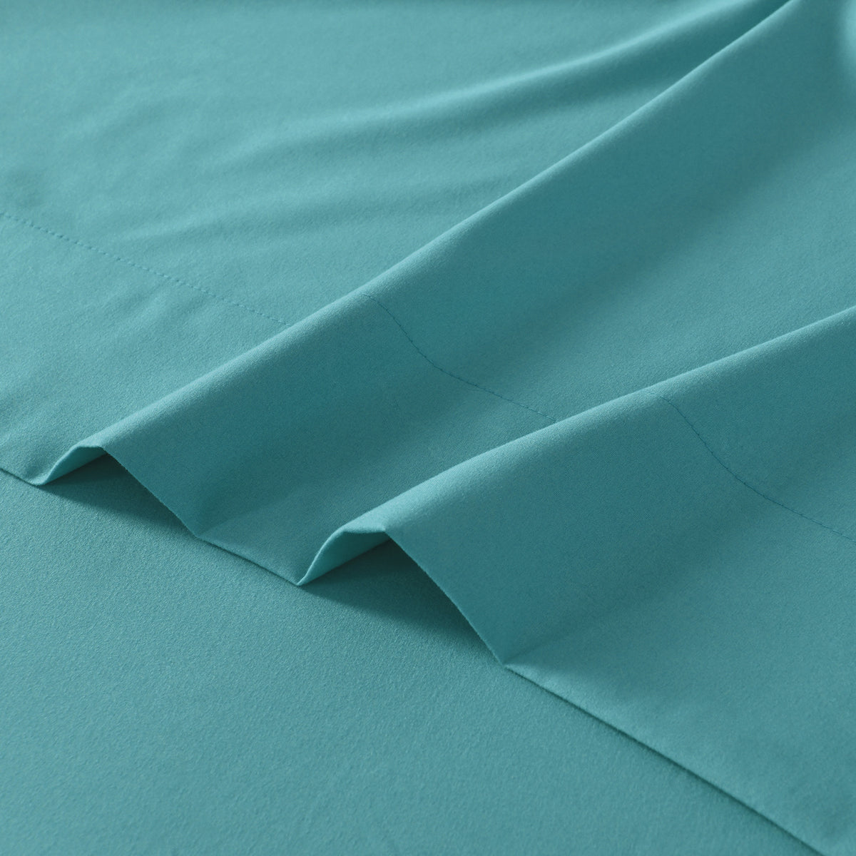 Hotel Grade 6 Piece Breathable Sheets Set 18" Deep Pockets - Easy Fit Twin Full Queen King Bed Sheets & Pillowcases, Microfiber, 100 GSM, All-Season Comfort, Machine Washable, Solid Color Bedding Accessories, Smooth Texture, Microfiber Fabric