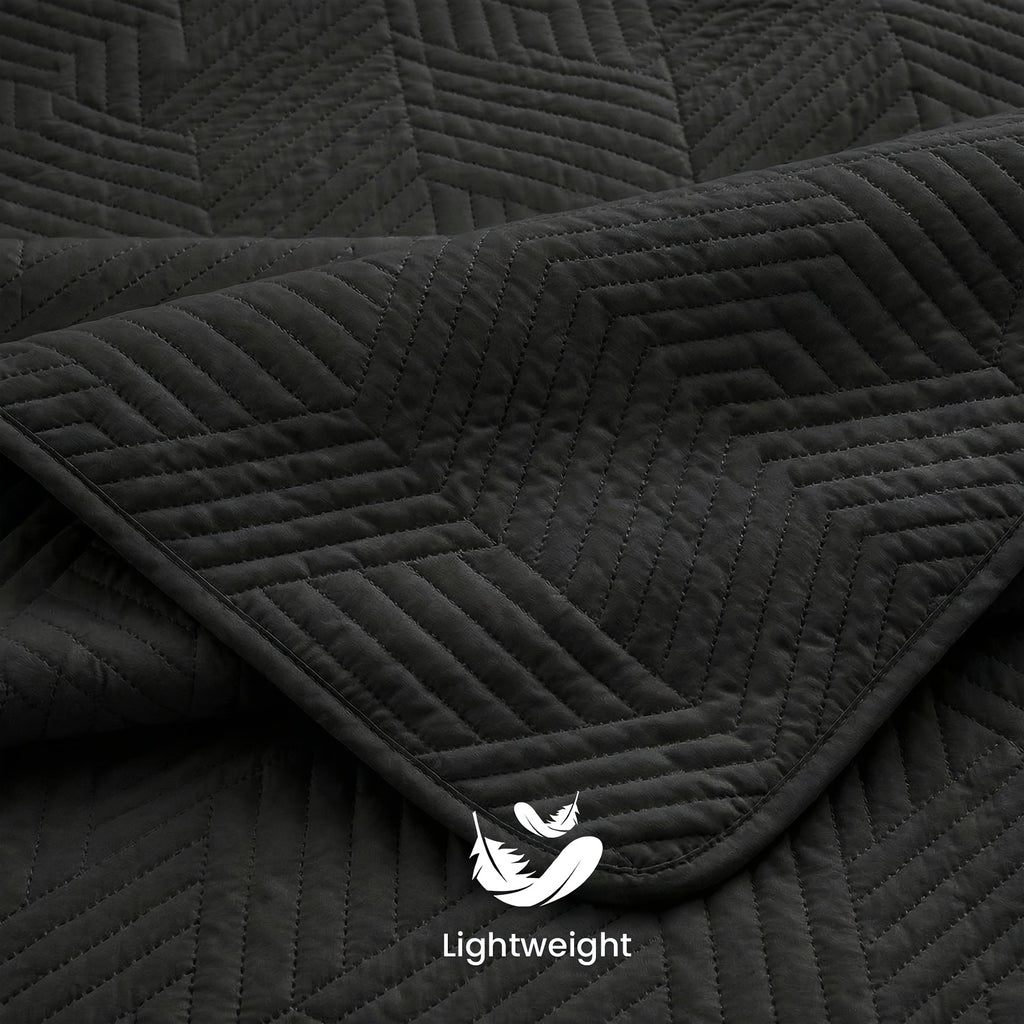 Lightweight Quilted Comforter -1pc Soft And Breathable White Bedspread, Modern Style Coin Pattern Quilt, Air-conditioned Quilt, Holiday Gifts For Family And Friends, Five-Star Hotel Sleep Experience-Excludes PillowcasesAll Seasons