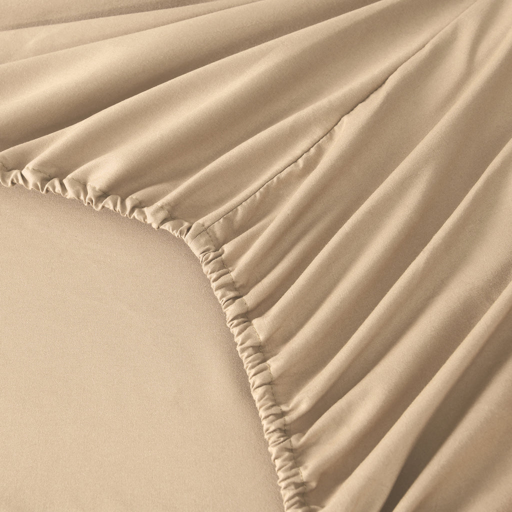 Hotel Grade 6 Piece Breathable Sheets Set 18" Deep Pockets - Easy Fit Twin Full Queen King Bed Sheets & Pillowcases, Microfiber, 100 GSM, All-Season Comfort, Machine Washable, Solid Color Bedding Accessories, Smooth Texture, Microfiber Fabric