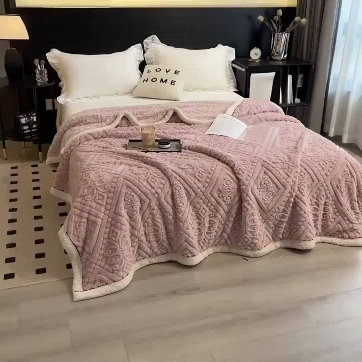 European Embossed Super Soft Bed Sheet/Blanket - Four Seasons Universal Warm Mattress Protector, Soft Machine Washable Bedding, Deep Pocket Design, Suitable for Twin, Queen, King, Full Sizes. Pillowcases Available With/Without