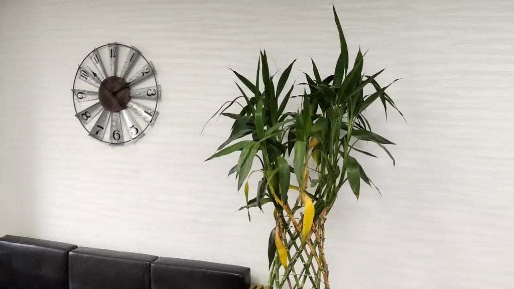 Windmill Wall Clock, 24 Inch Galvanized Metal Farmhouse Analog Clock with 3D Blade Design and Battery Operation for Living Room, Kitchen and Dining Room