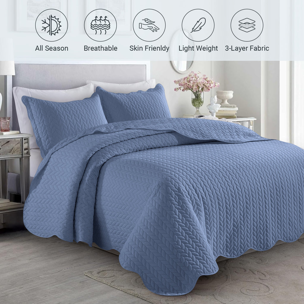 Lightweight Quilted Bedspread – Soft and Breathable Quilt Set, All Season Microfiber Bedding, Modern Style Soft Bedding Set, Twin, Full / Queen, King Sizes, Machine Washable Halloween Christmas