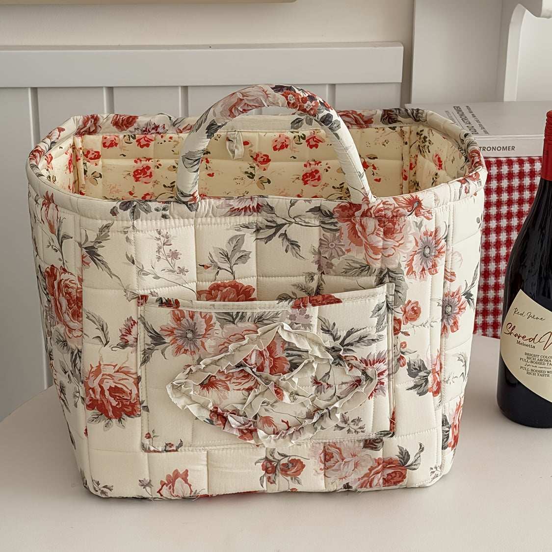 Large Floral Series [Storage Basket] Vintage Quilted Floral Portable Large-Capacity Home Storage Basket Suitable for Various Scenarios, Shelf Baskets