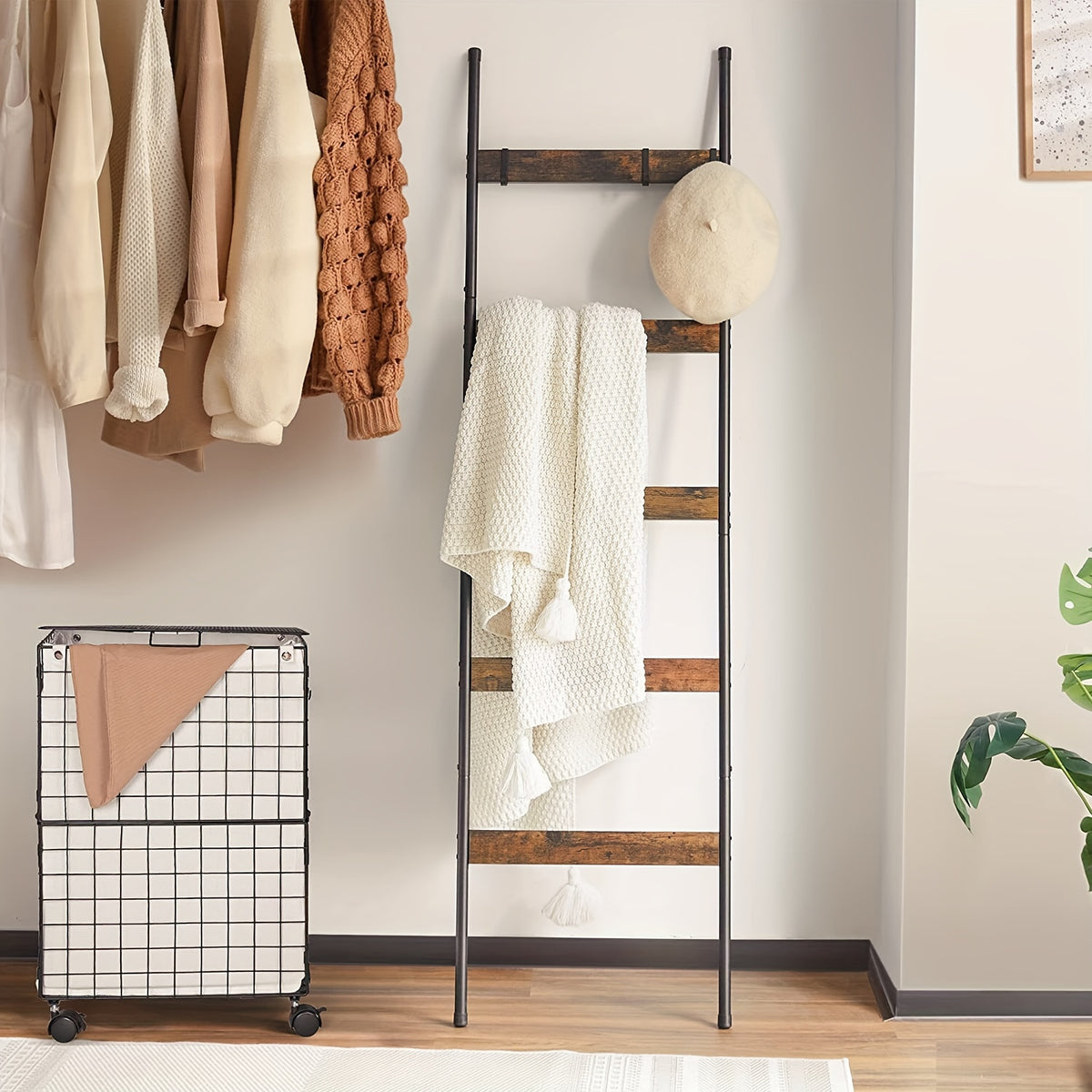 Blanket Ladder, 5 Tier Blanket Holder with 10 Removable Hooks, Farmhouse Style Blanket Ladder for Living Room Bathroom, Decorative Wall Mounted Wooden Quilt Standing Towel Drying Storage Rack, Towel Racks