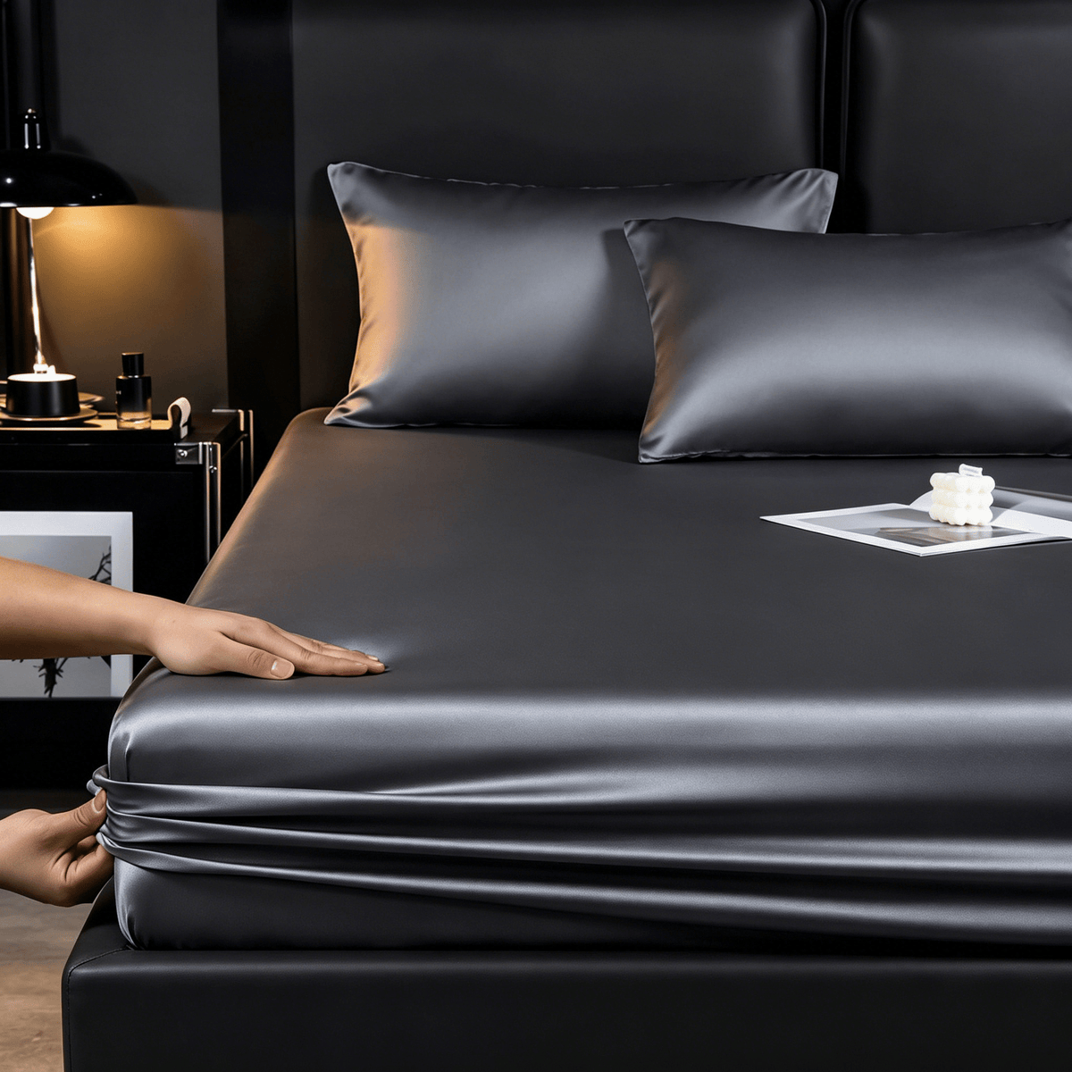 Luxury Satin Bedding Set, Cool And Breathable, Soft Satin Fitted Sheet, Five-Star Luxury Bedding, Twin(Fitted Sheet ×1+Pillowcase ×1), Full.Queen.King(Fitted Sheet ×1+Pillowcase ×2), Apartment, Bedroom, Guest Room, Halloween Christmas Gift
