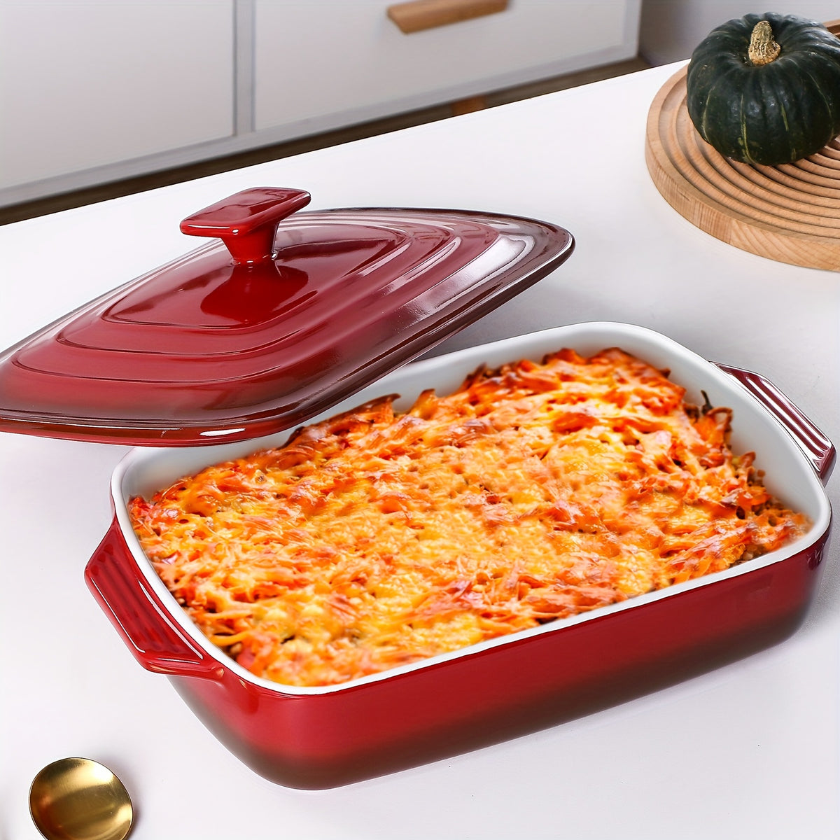 Large Ceramic Casserole Dish with Lid, 4.0 Quart Covered Rectangular Stoneware Baking Dishes for Oven, Deep 9x13 Inch Lasagna Pans for Baking and Serving, Perfect for mothers day gifts, Red