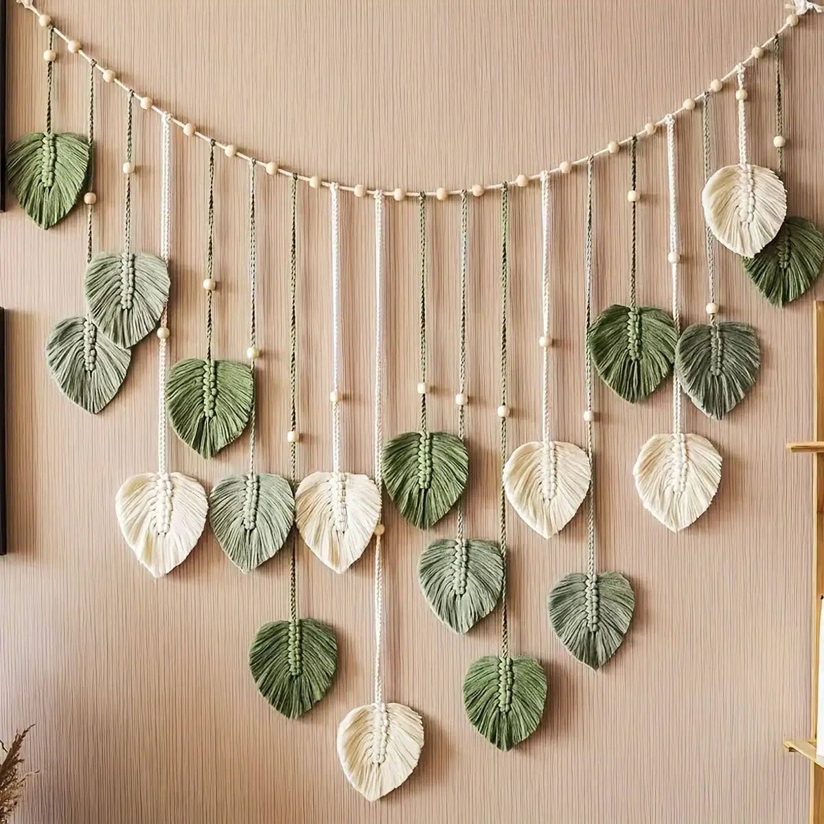 1 Bohemian-style Leaf Feather Wall Hanging - Modern Color-blocked Green, White, and Beige Interwoven Tapestry, Elegant Textured Home Wall Decor, Ideal Mother's Day Gift, the Perfect Bohemian-style Soft Accent Piece