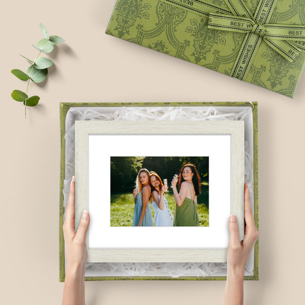 6 Packs 6x8/8x10/9x12/11x14/16x20 Picture Frames Set, Engineered Wood Gallery Wall Frame Set with Plexiglass - Wall Mounting or Tabletop Display