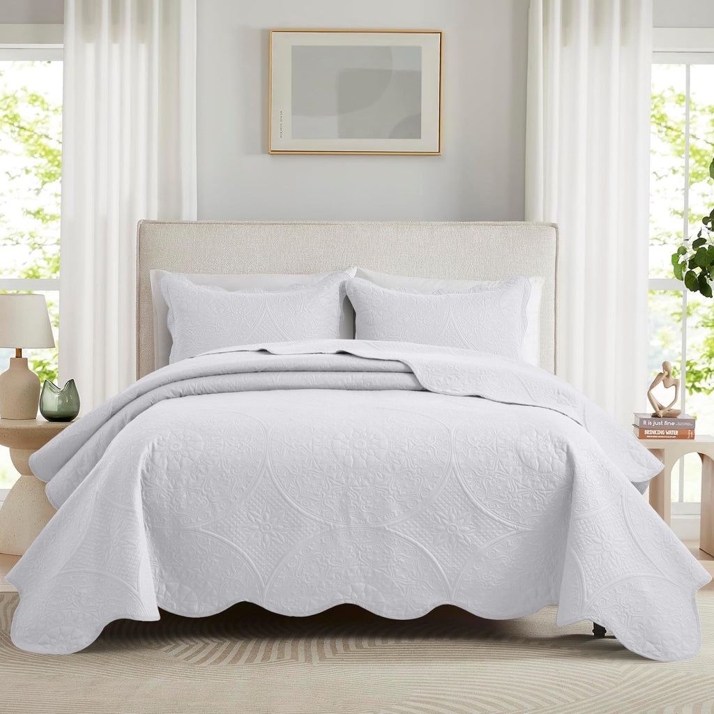 3pcs Luxury Quilted Bedspread Set – Oversize Quilt Coverlet Soft & Cozy Floral Bedspread with Pillow Shams, Breathable Lightweight for Bedroom & Guest Room Decor
