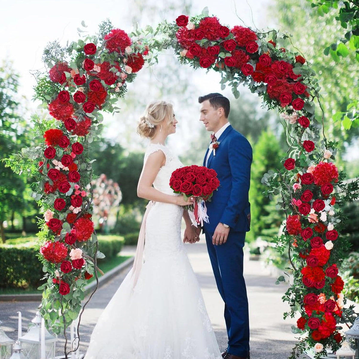 50/100pcs Red Roses Artificial Flowers, Real Touch Velvet Roses Bouquet Fake Flowers Bulk, Artificial Roses with Long Stems for Valentines Day Gift DIY Bridal Wedding Centerpiece Decorations, Mothers Day Decor, Home Decor, Room Decor, Rosas Eternas