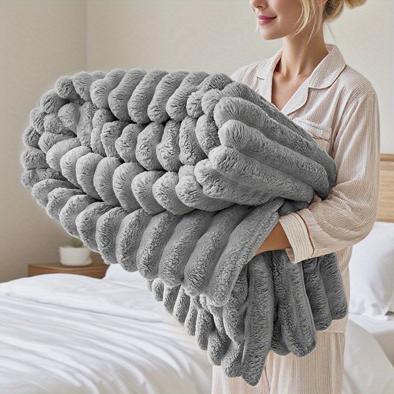 1pc of High-quality Milk Striped Blanket, Throw Blanket, Soft, Warm, and Cozy, Suitable for Sofas, Beds, Offices, Travel, Hiking, Fishing, Etc. Multi-functional and Suitable for All Seasons - Christmas Gift